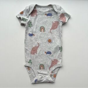 3/$10 CARTERS Baby girl bodysuit 6m